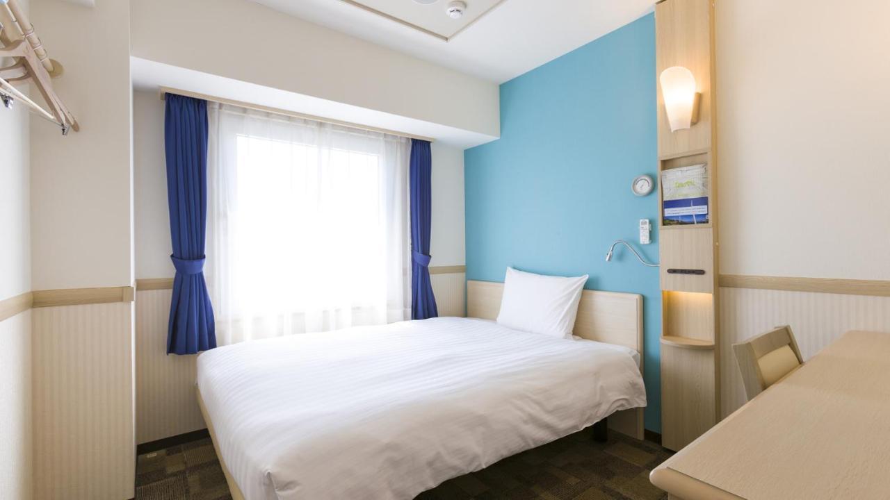 Toyoko Inn Ebina Eki Higashi Guchi Bagian luar foto