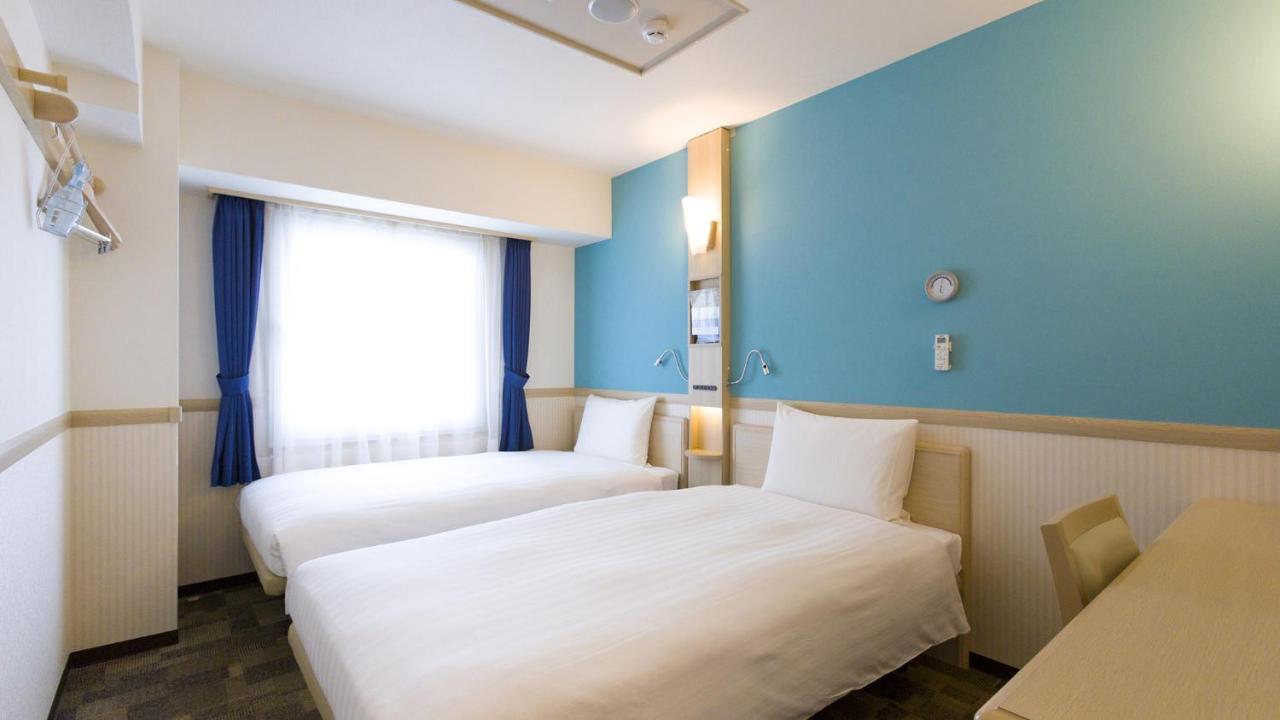 Toyoko Inn Ebina Eki Higashi Guchi Bagian luar foto