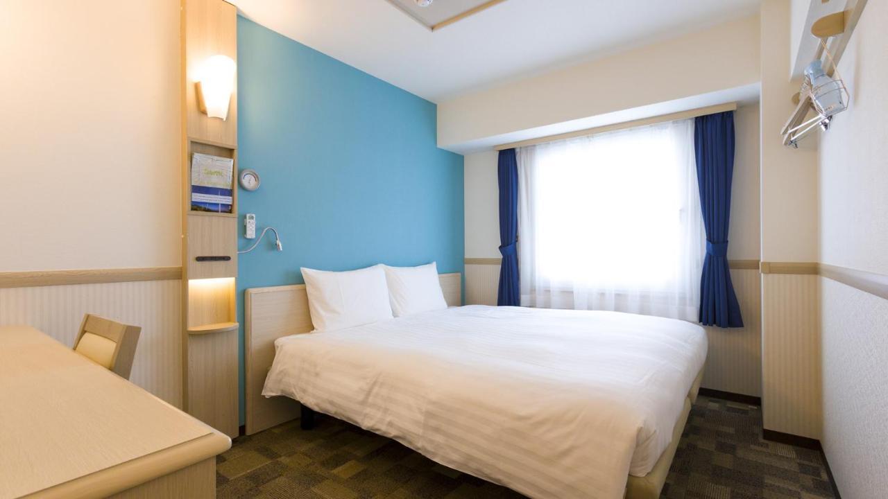 Toyoko Inn Ebina Eki Higashi Guchi Ruang foto