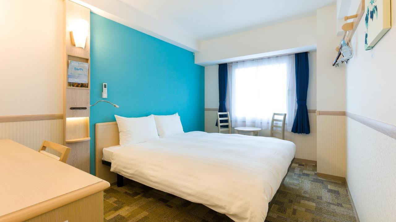 Toyoko Inn Ebina Eki Higashi Guchi Bagian luar foto